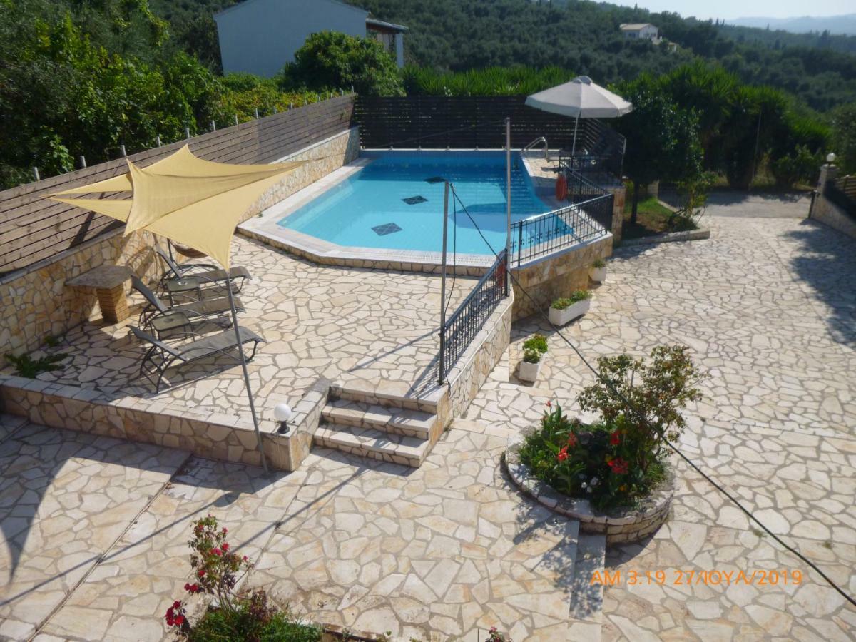 Villa Fantastico Acharavi  Exterior photo